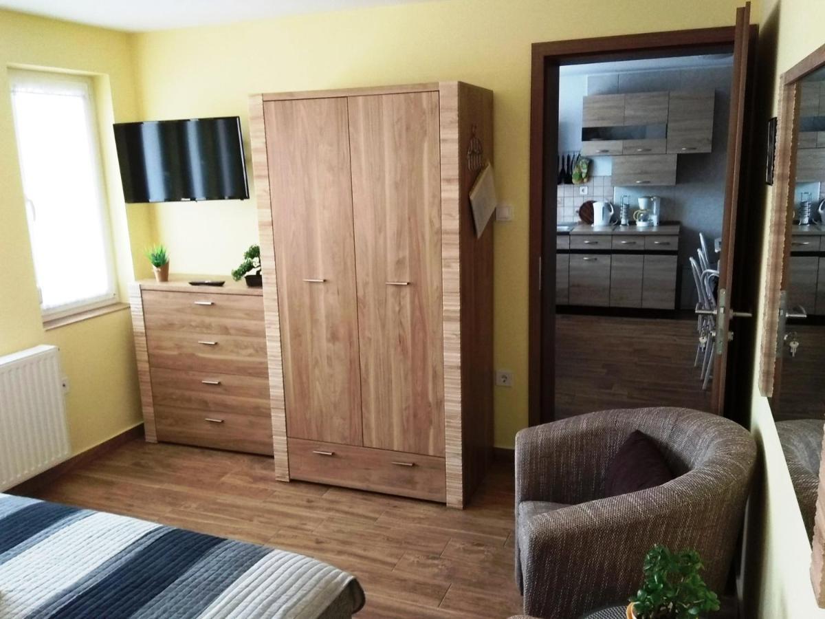 Tulipan Apartmanhaz Bük Exterior foto